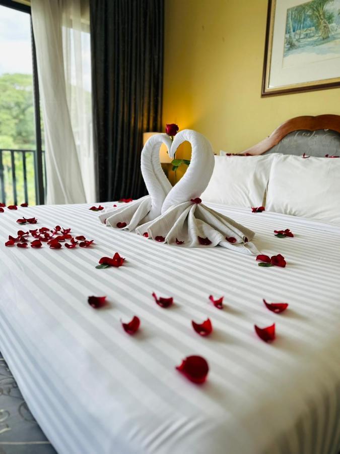 Mines Beach Resort Hotel Seri Kembangan Exterior foto